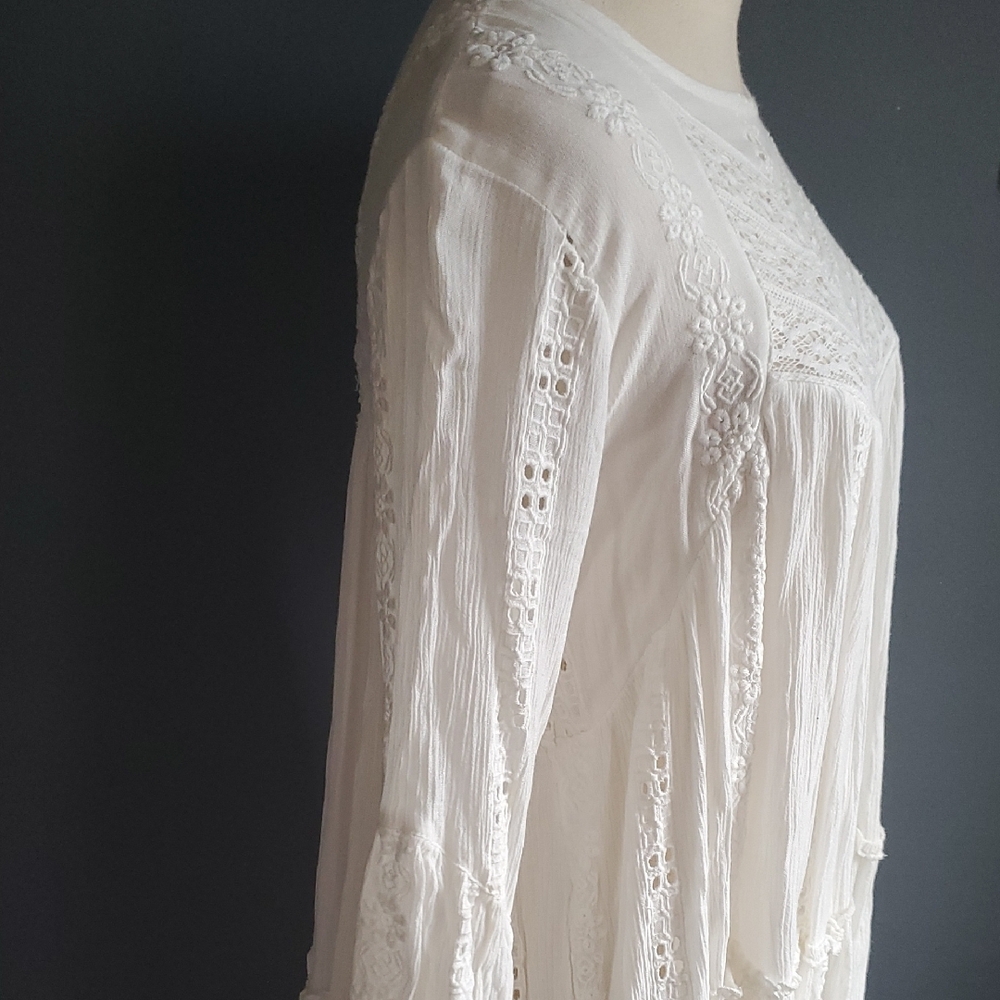 Free People White Lace Tunic Boho Eyelet Babydoll Blouse Size XS. - Picture 4 of 11